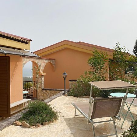 Residenza I Ginepri Villa Domus De Maria Exterior photo